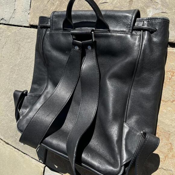 Vintage Y2K Coach Leather Backpack - Picture 4 of 8